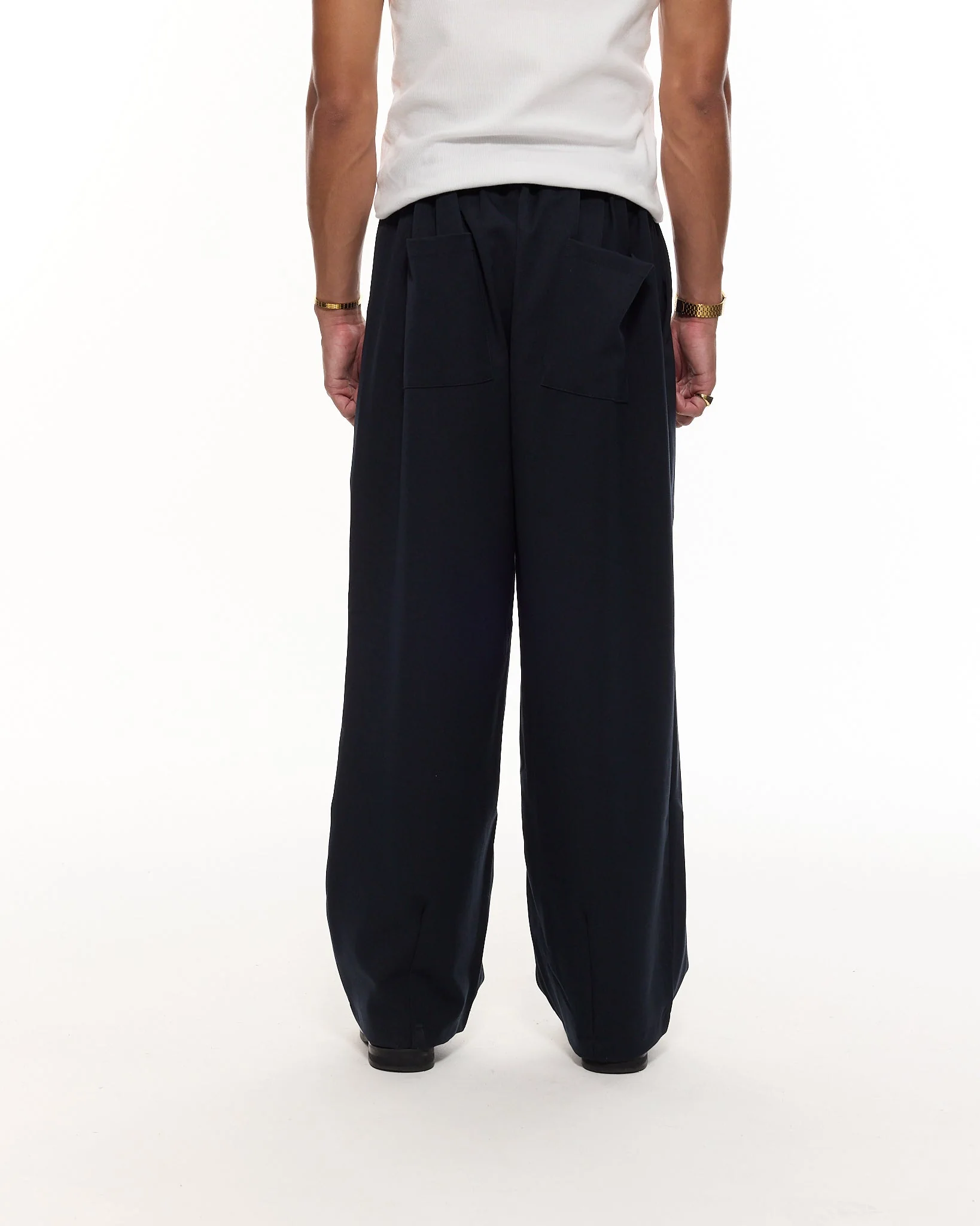 PLEATED PANT - NAVY - Image 6